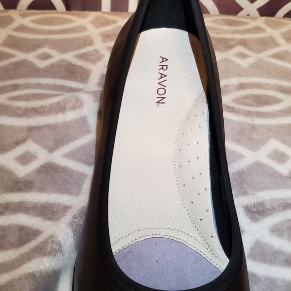 Aravon Womens Black Pumps 11 US Career Dress Leather Block Heel Slip On Shoes - Picture 11 of 14